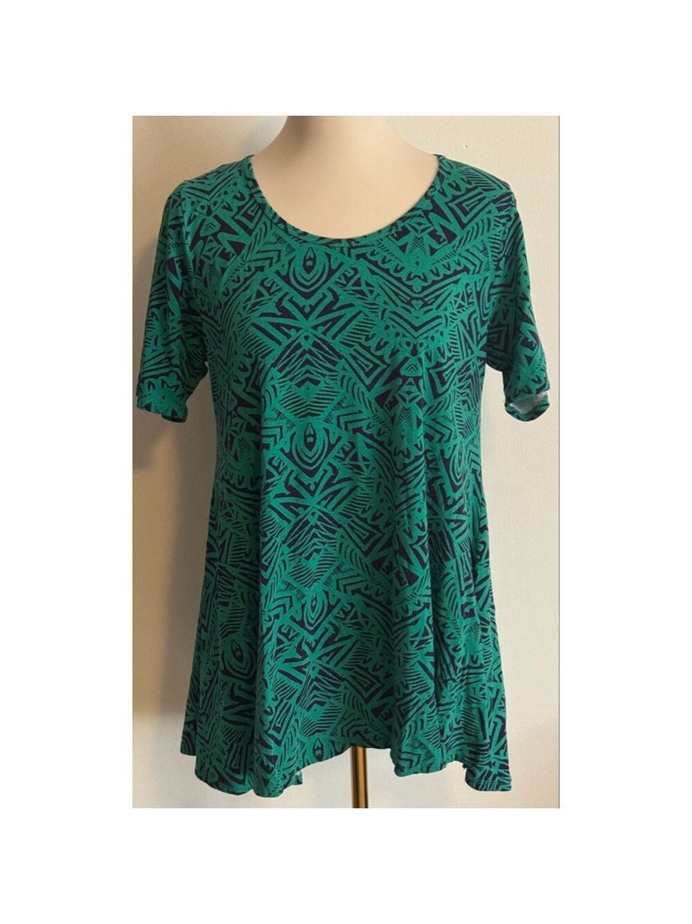 Women's LuLaRoe Tunic Top M Green Navy Geometric Print